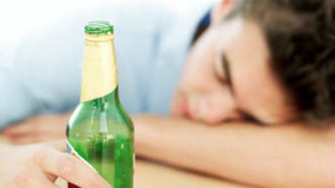 Nuova ideologia di divertimento:alcol