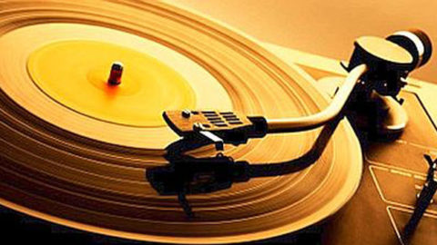 Il vinile:un ritorno al passato