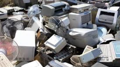 OGGETTI PROGRAMMATI PER ROMPERSI:SI O NO?