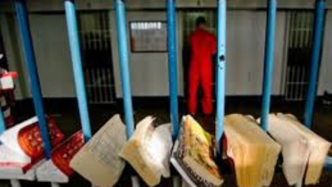 Un libro ad un detenuto: la lettura che dà speranza