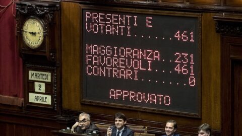 IL REVENGE PORN E’ UN CRIMINE DI CHI LO PRATICA NON DI CHI LO SUBISCE